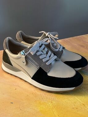 Brioso MiMi Lace and Zip Leather Sneakers